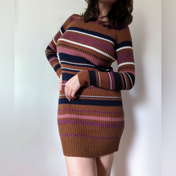 American Eagle Outfitters Dresses & Skirts - American Eagle Striped Sweater Dress 🤎 🩷 💙